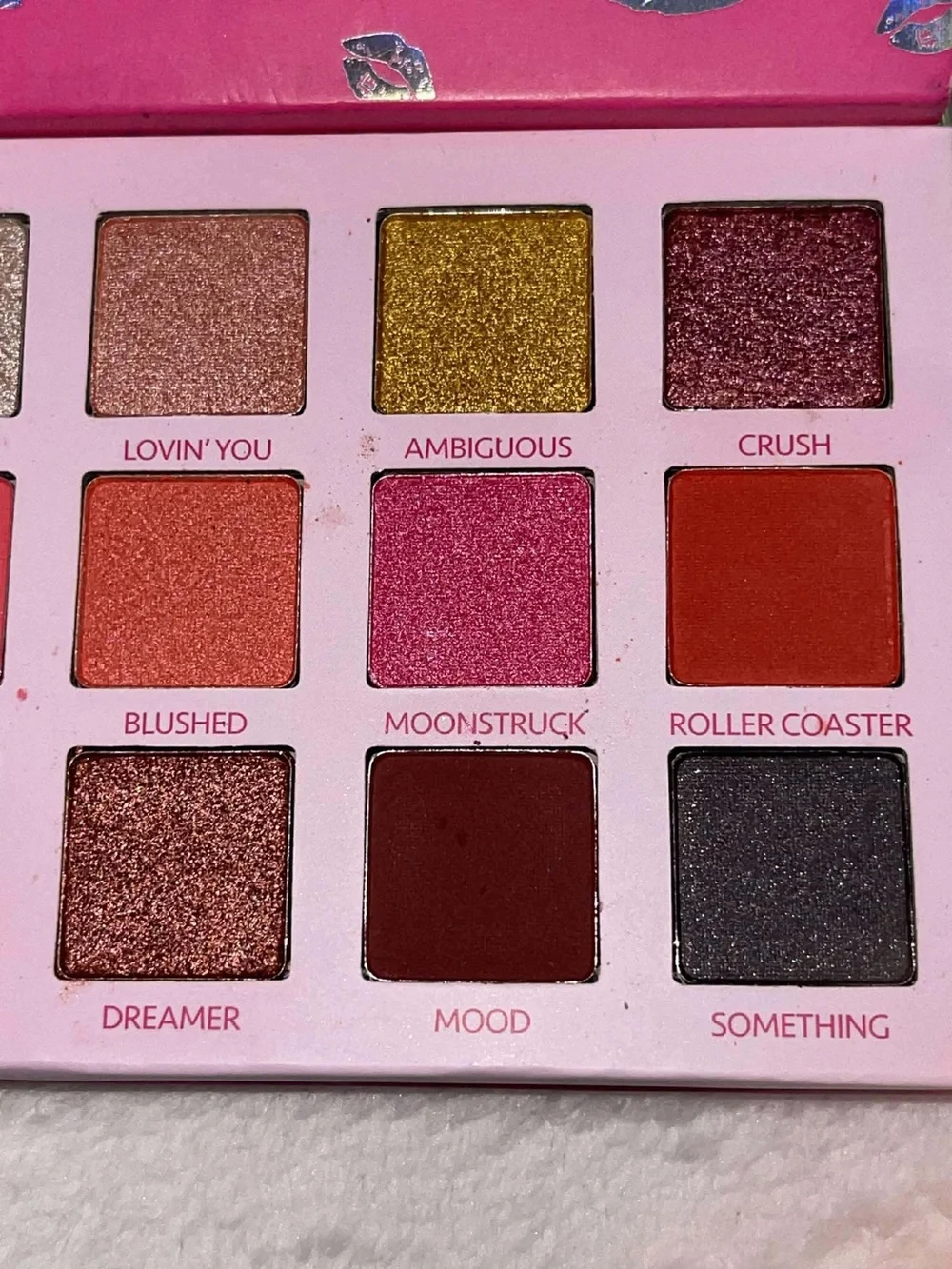 Amor Us Hey Babe Eyeshadow Palette